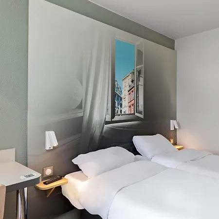 Centre Hotel