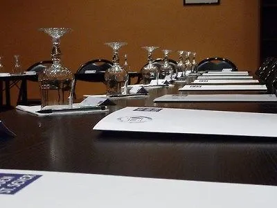 Centre فندق 3*