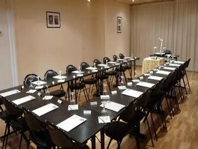 فندق Centre